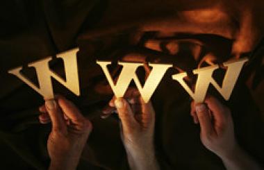 工業(yè)和信息化部提醒網(wǎng)站主辦者通過(guò)正規(guī)渠道進(jìn)行網(wǎng)站備案